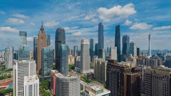 长红配资 3.8％↑！广州的打法变了